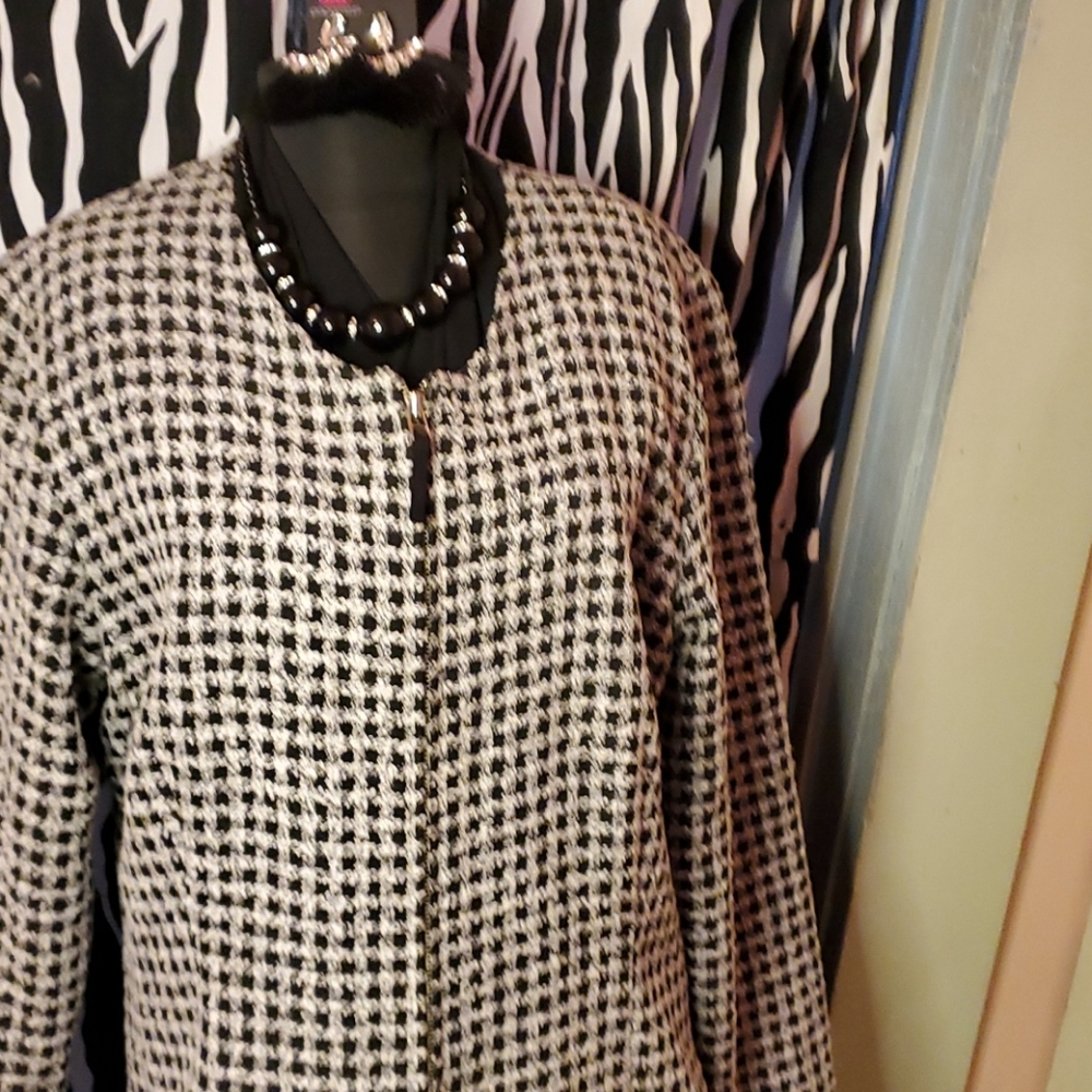 Black & White Zip Blazer